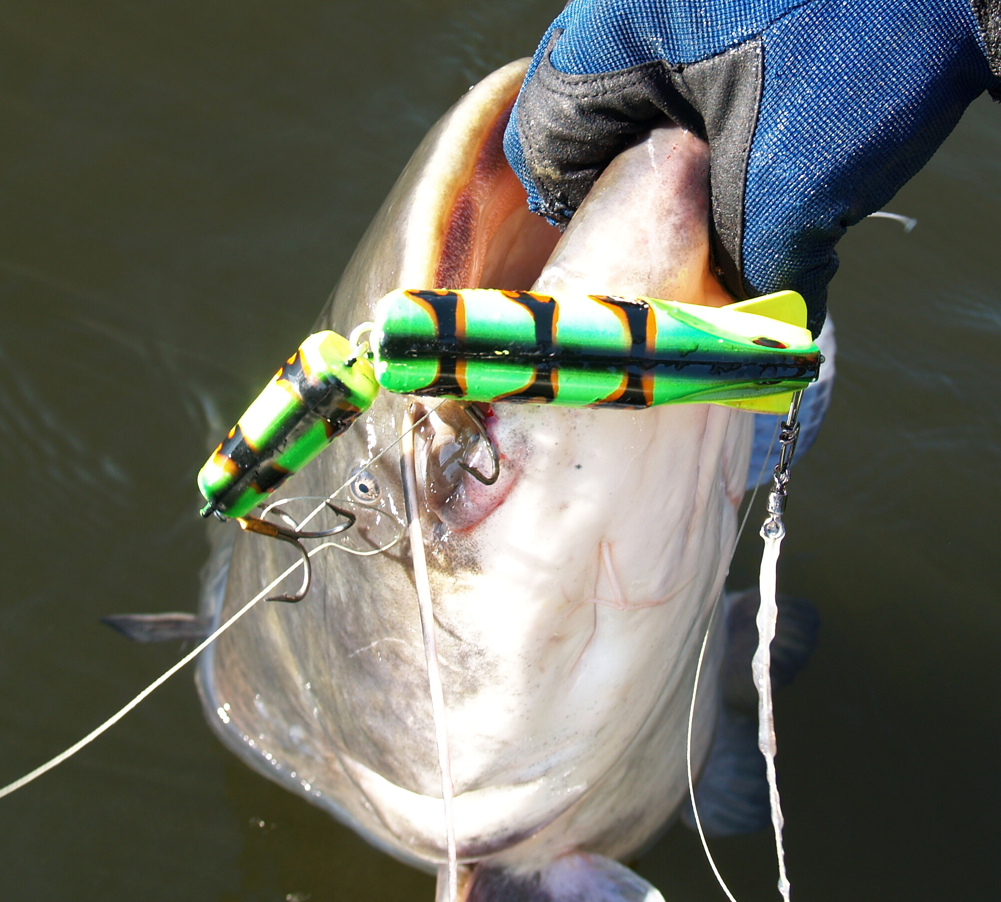 Wobler Muskie STALKER 15 cm - Fire Tiger